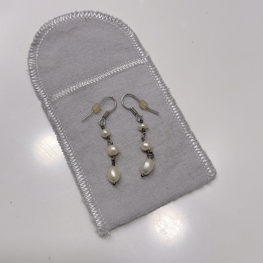 Lia Sophia earrings